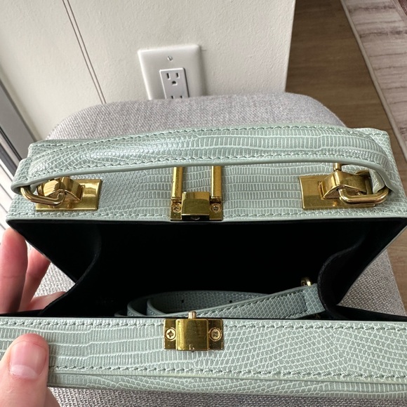 Brandon Blackwood Kendrick Trunk Green Lizard with Brass Hardware - Picture 6 of 9